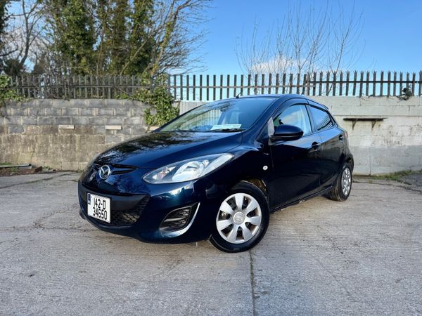 Mazda Demio MPV, Petrol, 2014, Blue