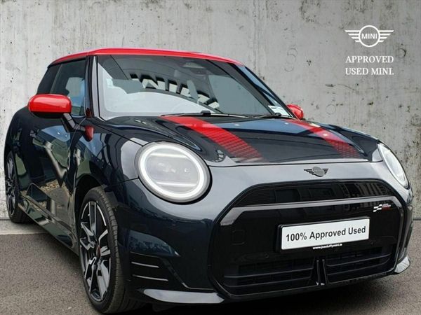 Mini Cooper Hatchback, Electric, 2025, Grey