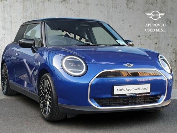 Mini Cooper Hatchback, Electric, 2025, Blue