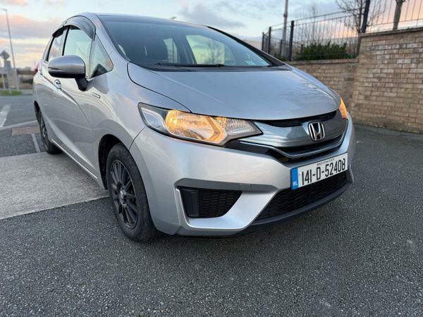 Honda Fit Hatchback, Petrol Hybrid, 2014, Silver