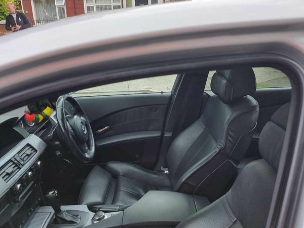 BMW 5-Series Saloon, Diesel, 2006, Silver
