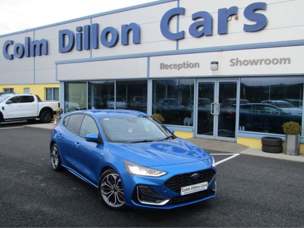 Ford Focus Hatchback, Diesel, 2022, Blue