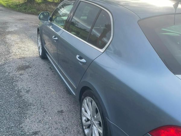 Skoda Superb Saloon, Diesel, 2009, Grey