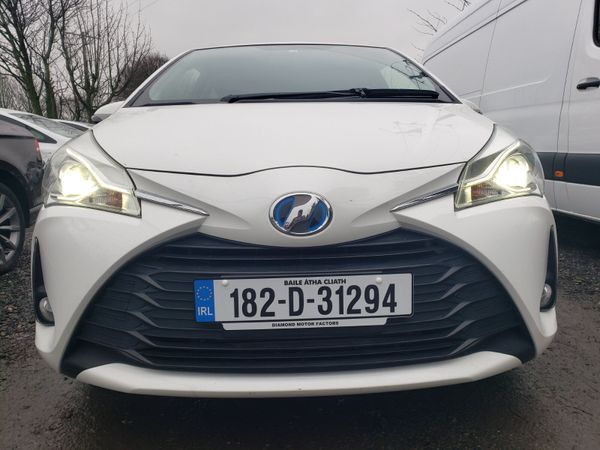 Toyota Vitz Hatchback, Petrol Hybrid, 2018, White