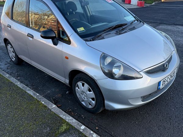 Honda Jazz Hatchback, Petrol, 2005, Silver