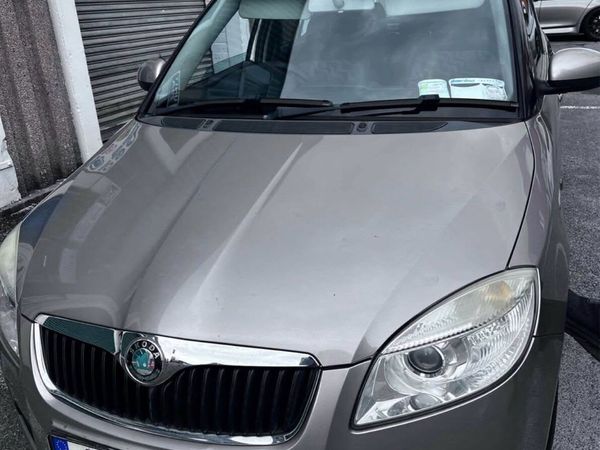 Skoda Fabia Hatchback, Petrol, 2008, Beige