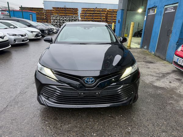 Toyota Camry Saloon, Petrol Hybrid, 2020, Black