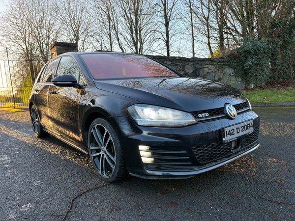 Volkswagen Golf Hatchback, Diesel, 2014, Black