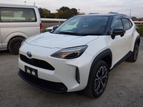 Toyota Yaris Cross SUV, Petrol Hybrid, 2021, White