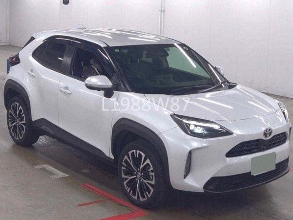 Toyota Yaris Cross SUV, Petrol Hybrid, 2021, White