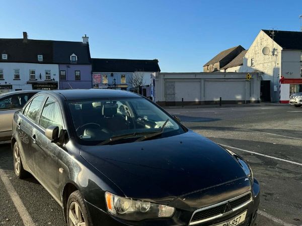 Mitsubishi Lancer Saloon, Petrol, 2011, Black