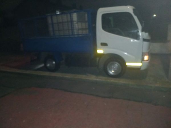 Toyota Dyna Pick Up, Diesel, 2010, White