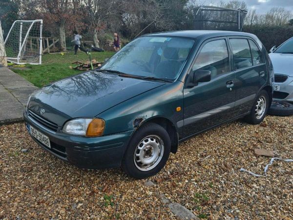 Toyota Starlet Hatchback, Petrol, 1999, Green