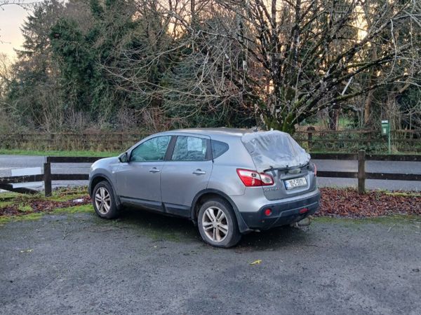 Nissan Qashqai Hatchback, Diesel, 2010, Blue