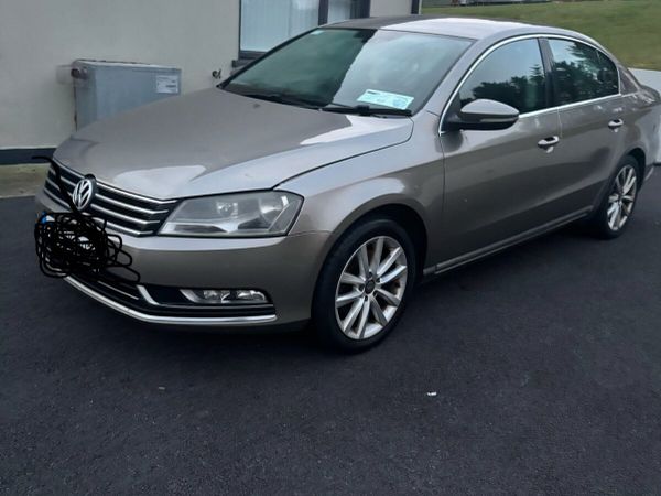 Volkswagen Passat Saloon, Diesel, 2013, Brown