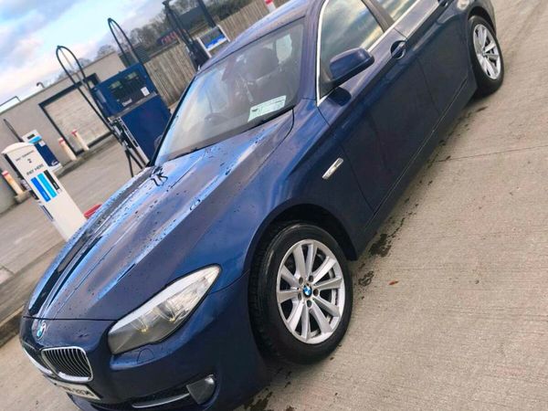 BMW 5-Series Saloon, Diesel, 2011, Blue