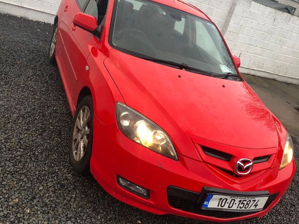 Mazda Mazda3 Hatchback, Petrol, 2010, Red