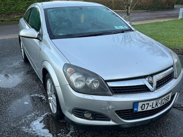 Vauxhall Astra Hatchback, Petrol, 2007, Silver