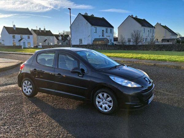 Peugeot 207 Hatchback, Diesel, 2010, Black