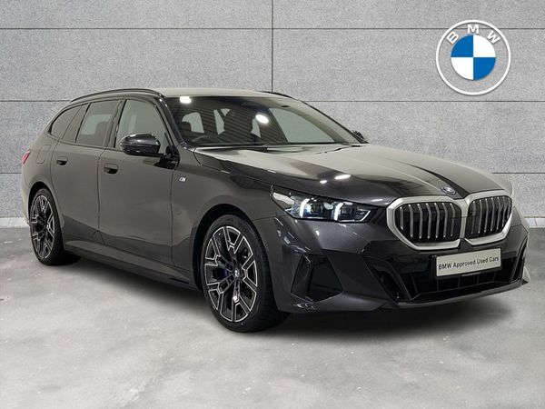 BMW 5-Series Estate, Petrol Plug-in Hybrid, 2025, Grey