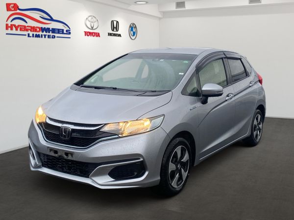Honda Fit Hatchback, Petrol Hybrid, 2018, Silver