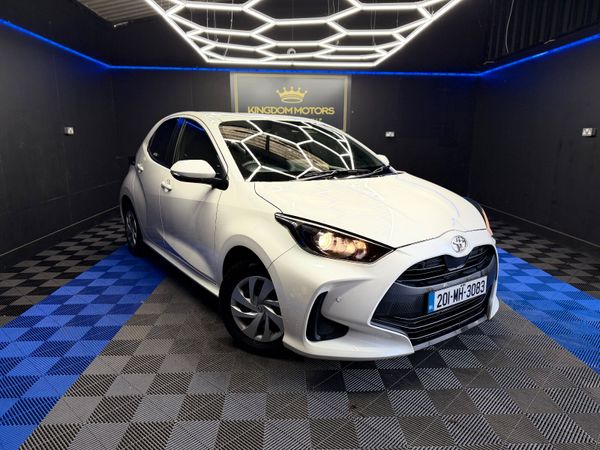 Toyota Yaris Hatchback, Petrol, 2020, White