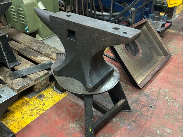 Chain maker j brooks 2 cwt. 100 kg anvil rare for sale in Co. Down for ...