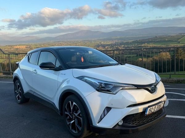 Toyota C-HR Hatchback, Petrol Hybrid, 2019, White