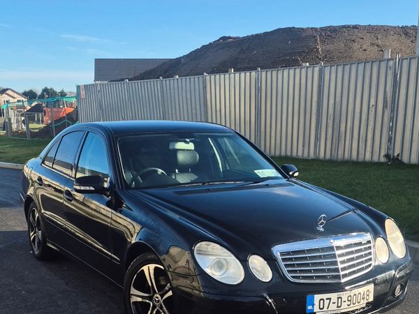 Mercedes-Benz E-Class Saloon, Diesel, 2007, Black