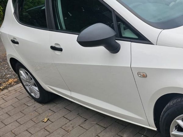 SEAT Ibiza MPV, Petrol, 2016, White