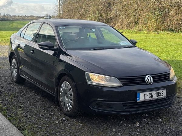 Volkswagen Jetta Saloon, Diesel, 2011, Black
