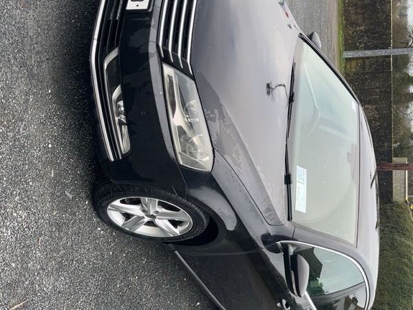Volkswagen Passat Saloon, Diesel, 2012, Black
