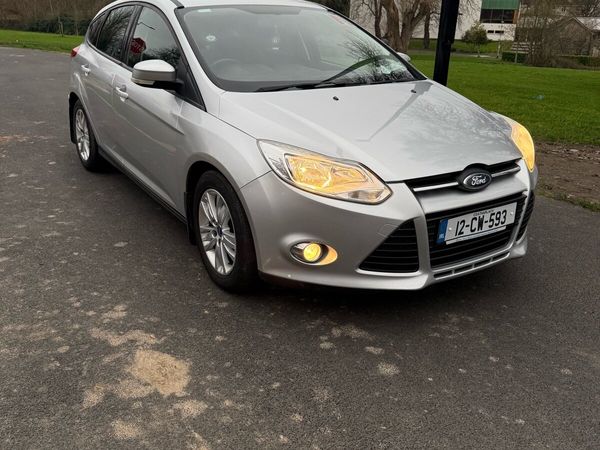 Ford Focus Hatchback, Diesel, 2012, Silver