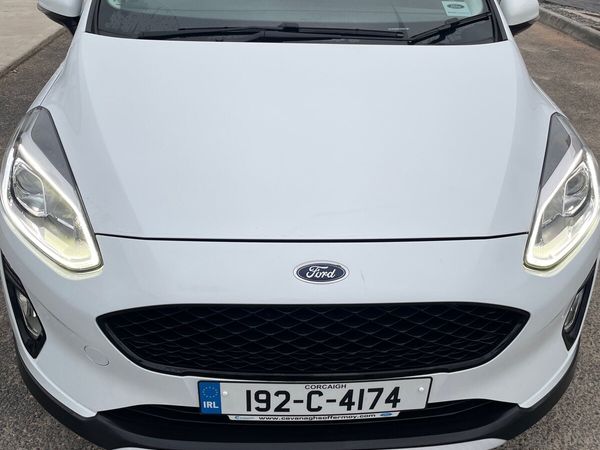 Ford Fiesta Hatchback, Petrol, 2019, White