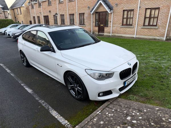 BMW 5-Series Hatchback, Diesel, 2012, White