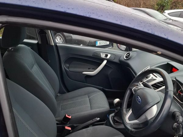 Ford Fiesta Hatchback, Petrol, 2012, Blue