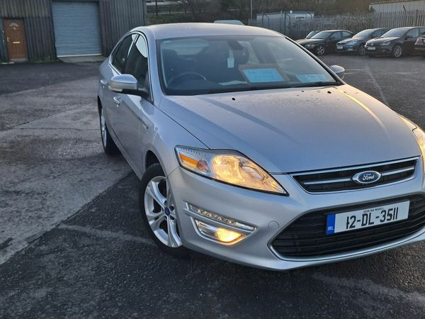 Ford Mondeo Hatchback, Diesel, 2012, Silver