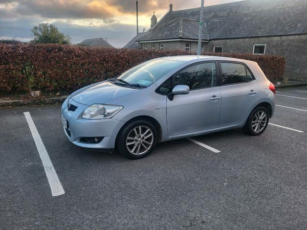 Toyota Auris Hatchback, Diesel, 2009, Blue