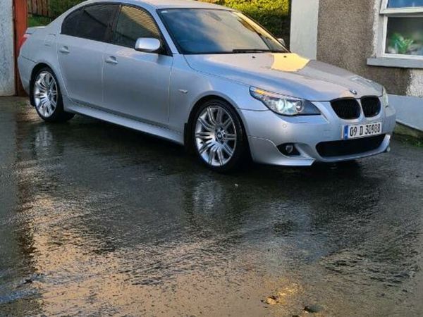 BMW 5-Series Saloon, Diesel, 2009, Silver
