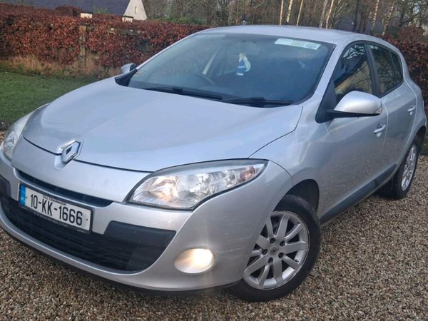 Renault Megane Hatchback, Diesel, 2010, Silver