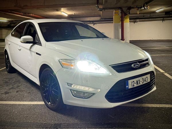 Ford Mondeo Hatchback, Diesel, 2012, White