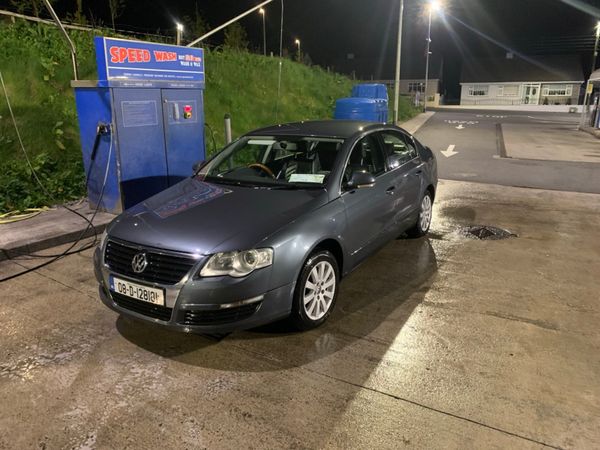 Volkswagen Passat Saloon, Diesel, 2008, Grey