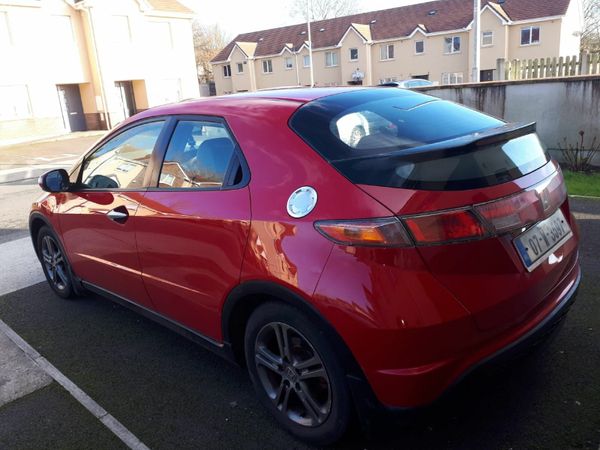 Honda Civic Hatchback, Petrol, 2007, Red