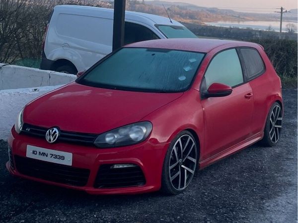 Volkswagen Golf Hatchback, Diesel, 2010, Red