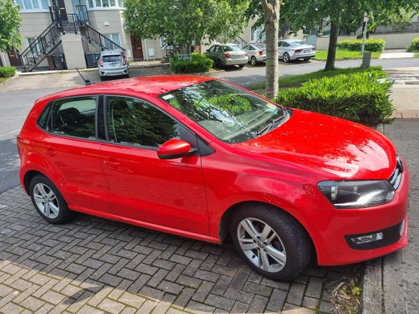 Volkswagen Polo Hatchback, Petrol, 2014, Red