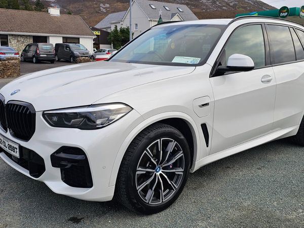 BMW X5 SUV, Petrol Plug-in Hybrid, 2022, White