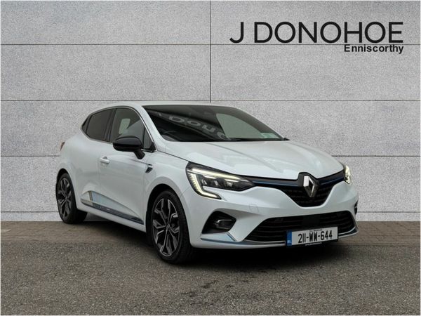 Renault Clio Hatchback, Petrol, 2021, White