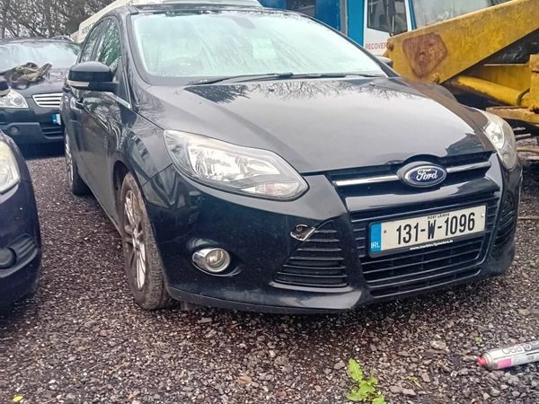 Ford Focus Hatchback, Petrol, 2013, Black