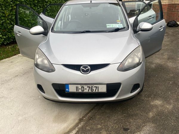 Mazda Mazda2 Hatchback, Petrol, 2011, Grey
