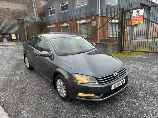 Volkswagen Passat Saloon, Diesel, 2013, Grey